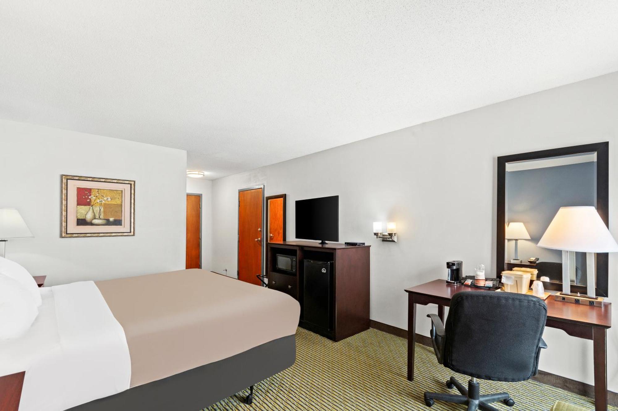 Quality Inn Dry Ridge Bagian luar foto