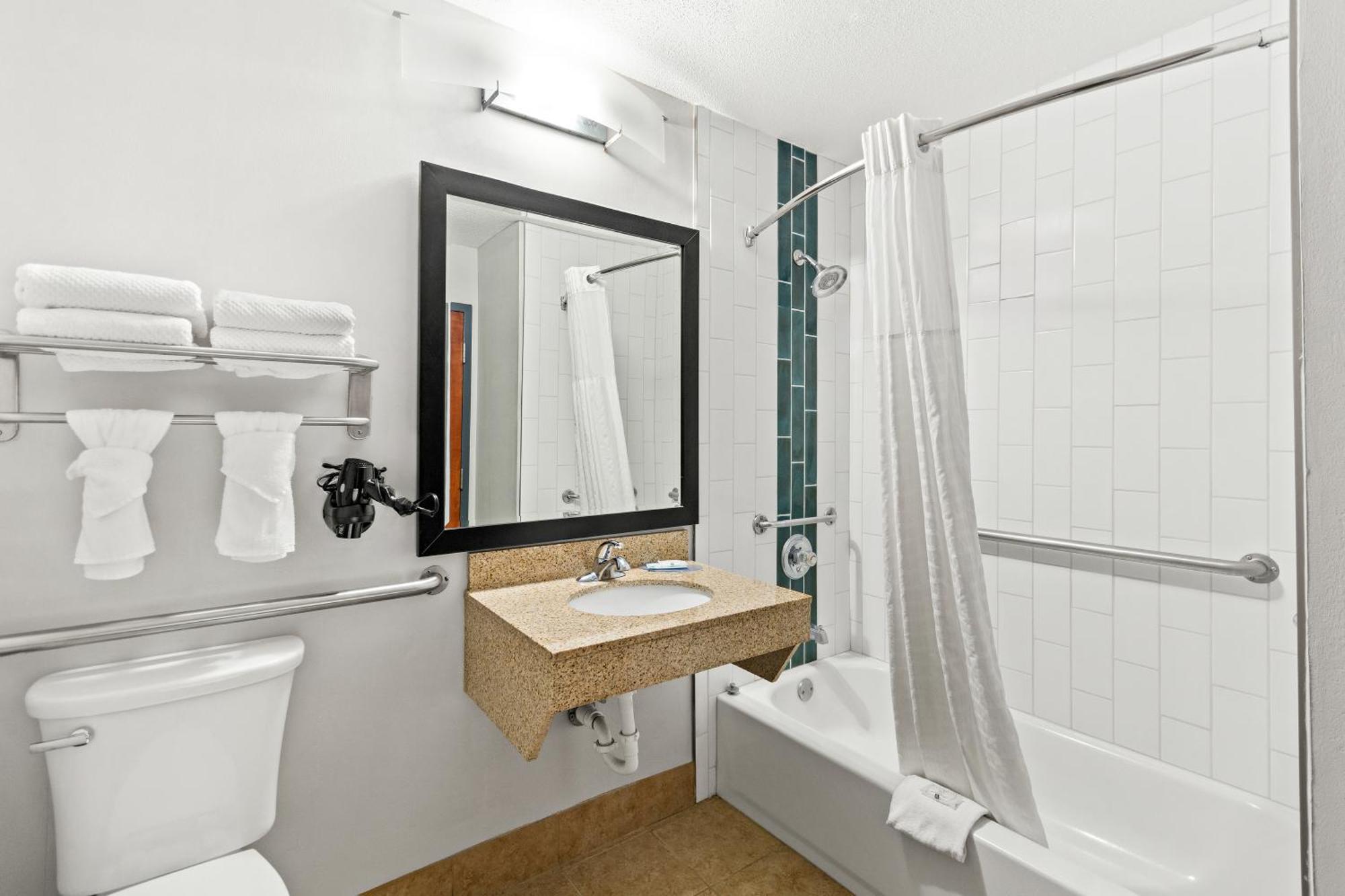 Quality Inn Dry Ridge Bagian luar foto